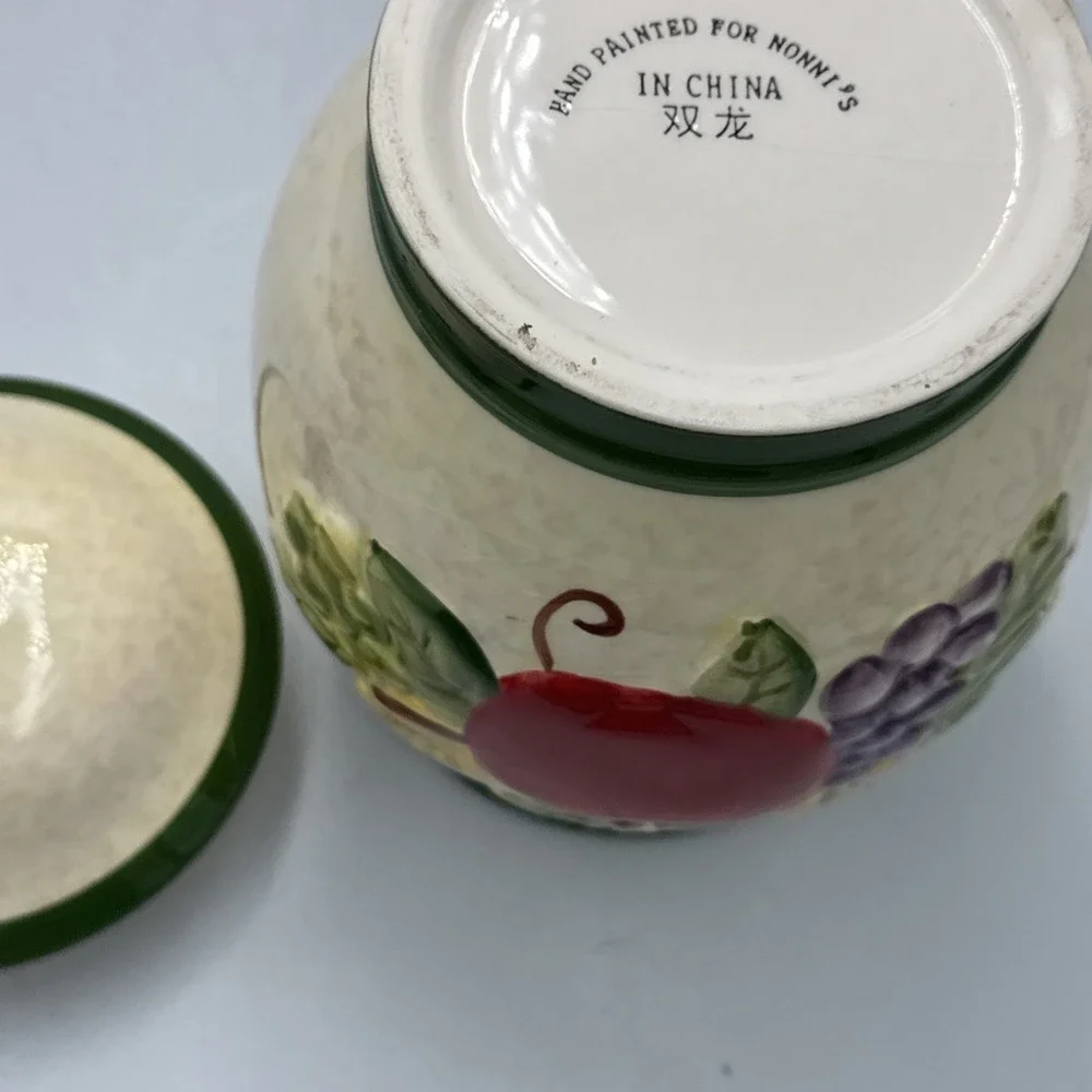 Nonnis Biscotti Cookie Jar Canister Vintage Apple Pear Grape Ceramic Lid 9in